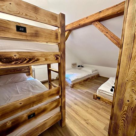 Bajta Kroparica Ngoại thất bức ảnh