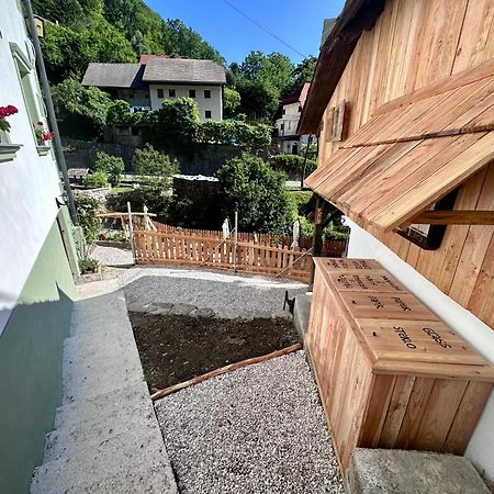Bajta Kroparica Ngoại thất bức ảnh